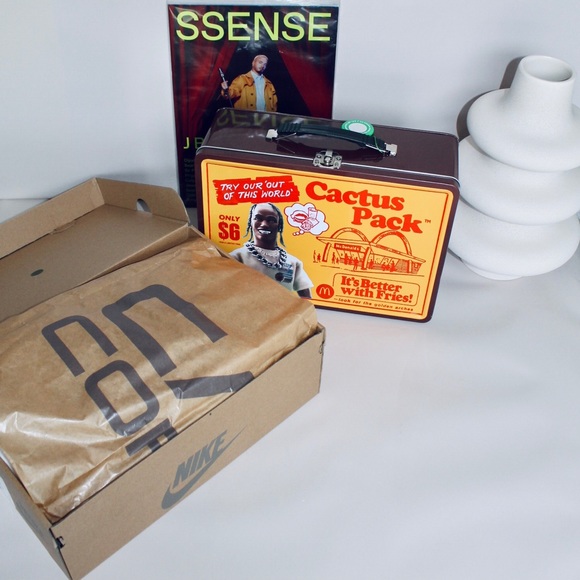 CACTUS JACK ‘Travis Scott’ Nike Air Max 1 ‘Saturn Gold’ - Picture 6 of 6